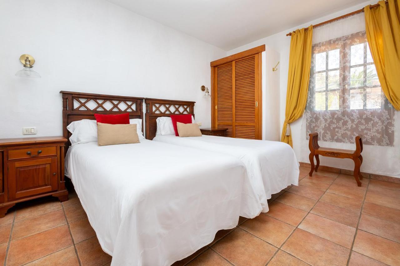 Las Casas Del Chorro Agulo Extérieur photo